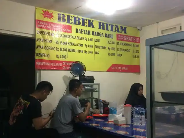 Gambar Makanan Bebek Hitam Klampis 1