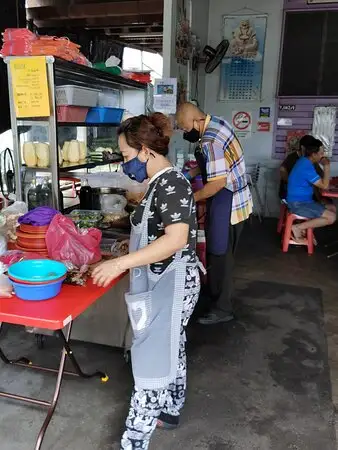 Vegetarian Rojak Sungai Abong, Muar 素食水果 Rojak Food Photo 4