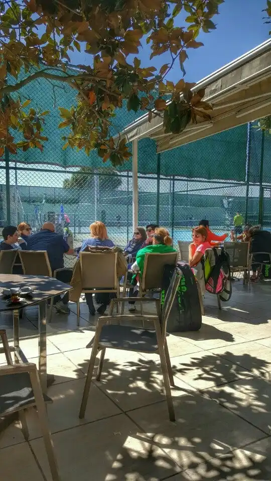Buyuk Kulup Tenis Cafe'nin yemek ve ambiyans fotoğrafları 20