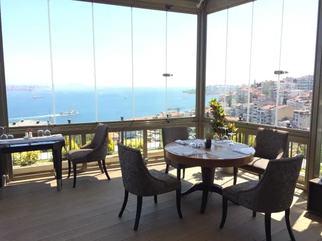 Hezarfen Bar & Lounge - CVK Park Bosphorus Hotel'nin yemek ve ambiyans fotoğrafları 5