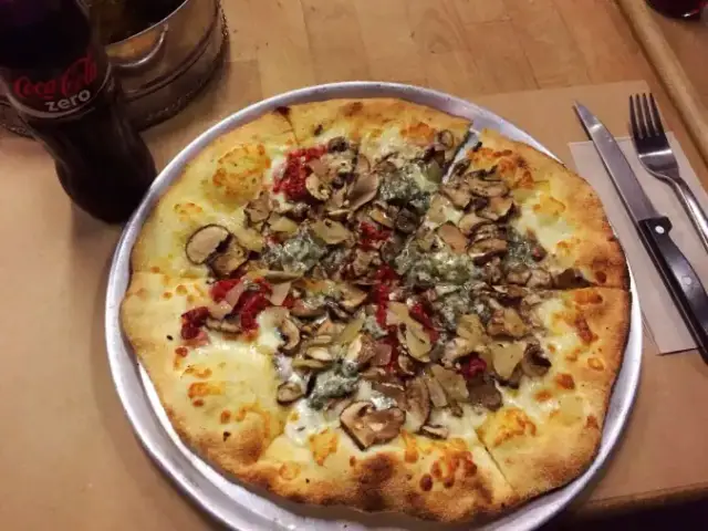 Pizza Moda'nin yemek ve ambiyans fotoğrafları 23