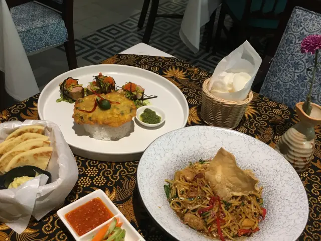 Gambar Makanan Paloma Bistro - Des Indes Hotel 19