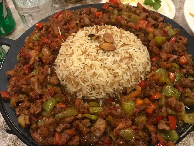 Layale Şamiye - Tarihi Sultan Sofrası مطعم ليالي شامية سفرة السلطان'nin yemek ve ambiyans fotoğrafları 8