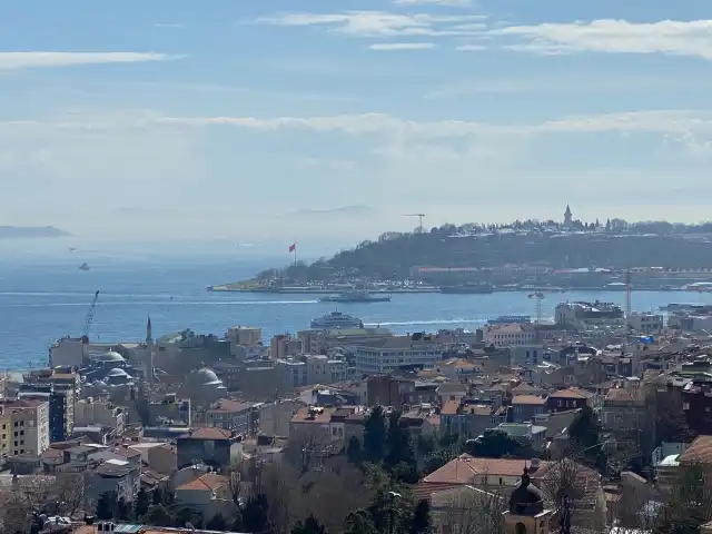 HKMBL Çatı Restoran'nin yemek ve ambiyans fotoğrafları 4