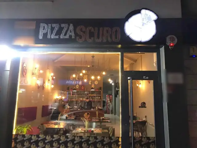 Pizza Scuro'nin yemek ve ambiyans fotoğrafları 30