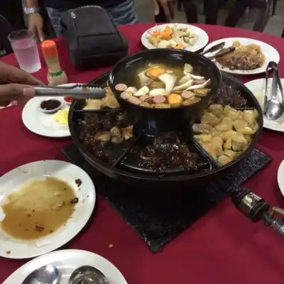 Arif Yoges Steamboat