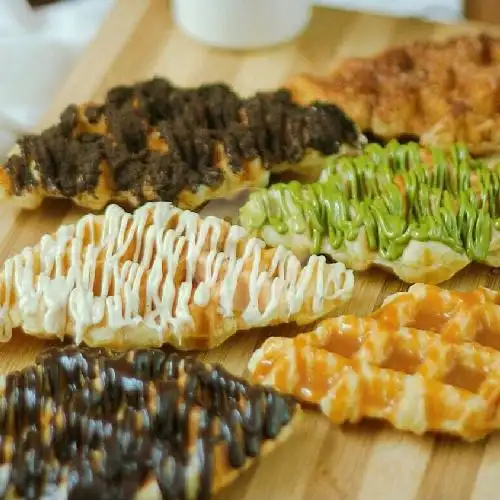 Gambar Makanan Halona Corndog, Jl. Pamugaran No.16 Wonoharjo 9