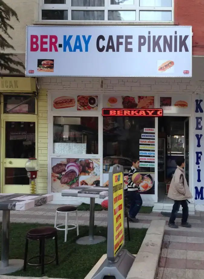 Ber-kay Cafe Piknik