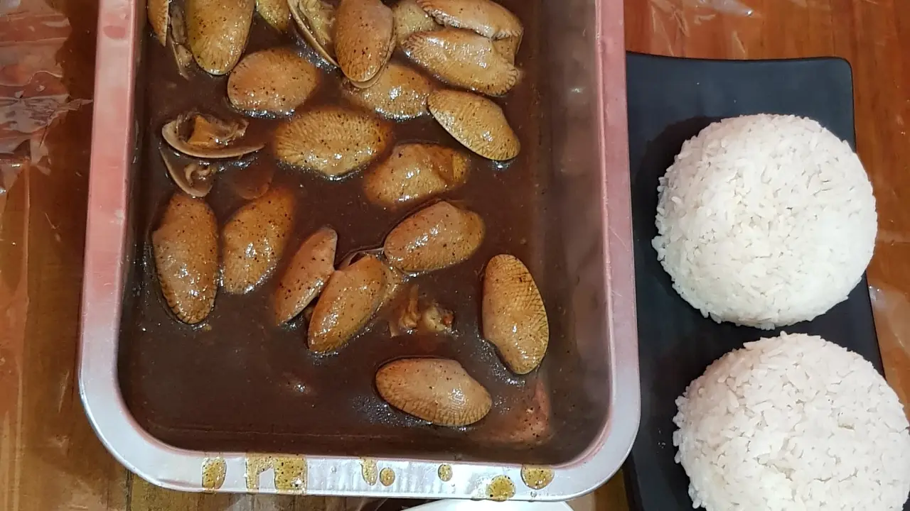 Kantin Seafood Nyengir