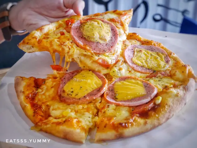 Gambar Makanan Pizza Prank 17