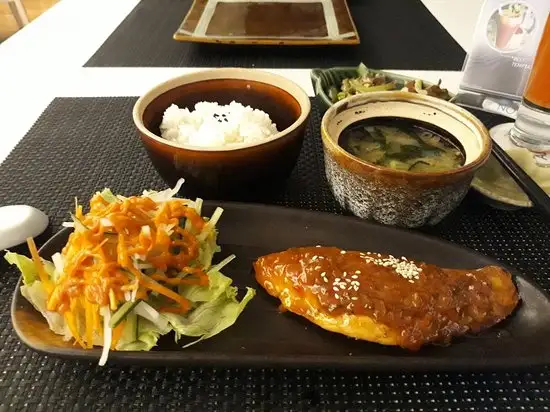 Gambar Makanan Momiji Japanese Restaurant 8