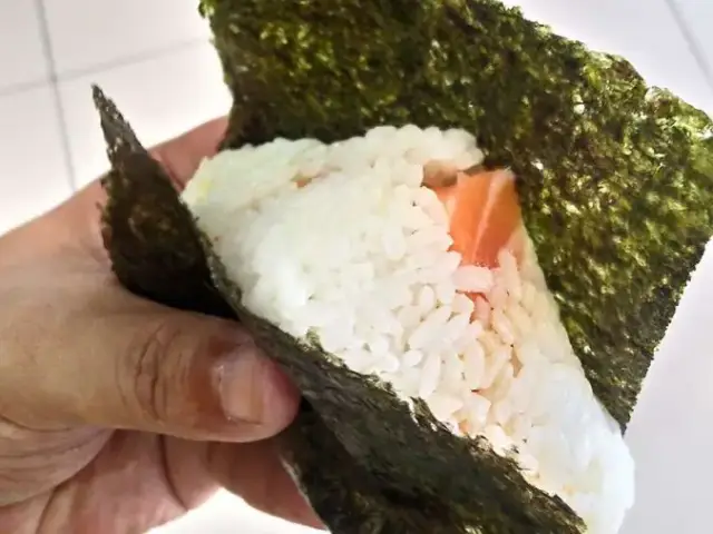Niko Niko Onigiri Food Photo 9