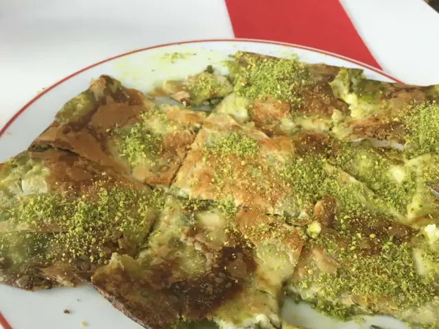 Ataşehir Baklavacı Güllüoğlu'nin yemek ve ambiyans fotoğrafları 30