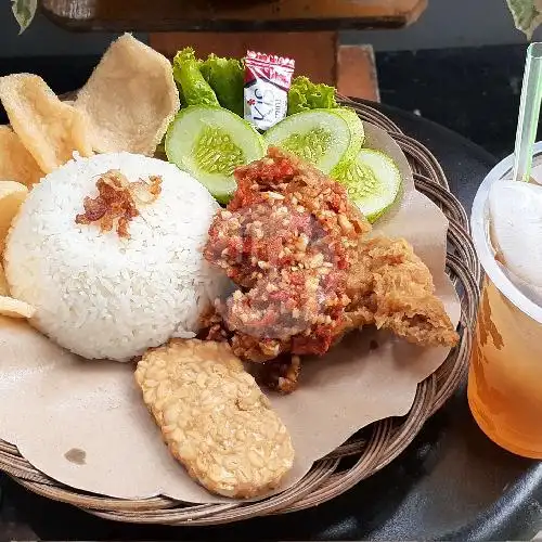 Gambar Makanan AFCC Ayam Geprek AFIQAH Fried Chicken & Cilok, Tugu 13