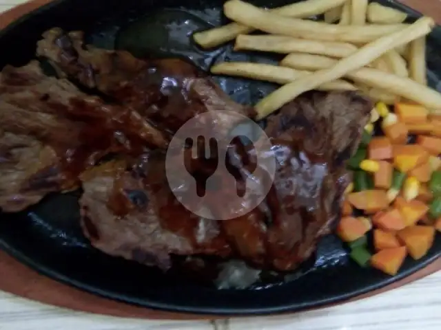 Gambar Makanan Warung Steak 76, Grogol 1