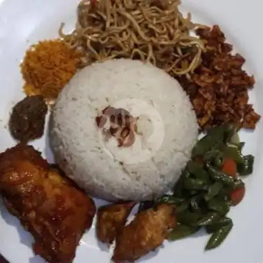 Gambar Makanan Lalapan Dan Nasi Jinggo Firda, Patimura 14