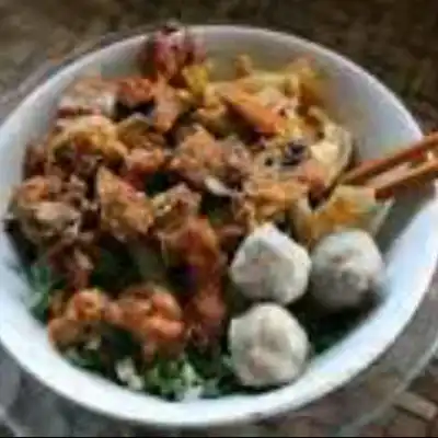 Mie Ayam Dan Mie Yamin ChieHue (Pondok Terong)