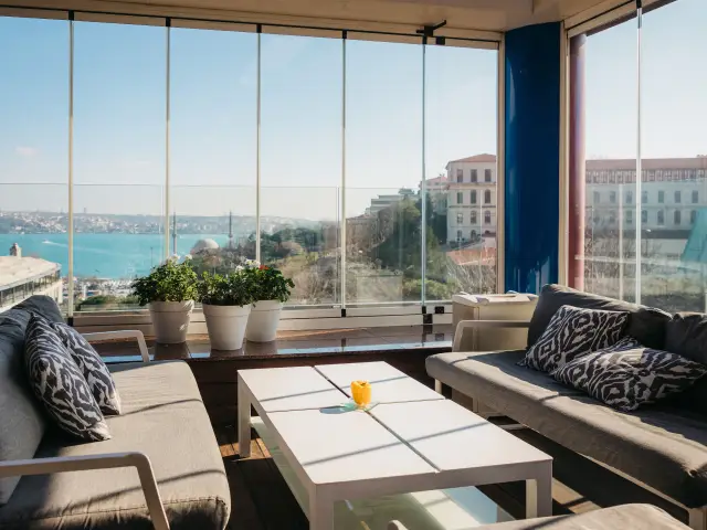 Bleu Lounge - The Ritz-Carlton, Istanbul'nin yemek ve ambiyans fotoğrafları 1