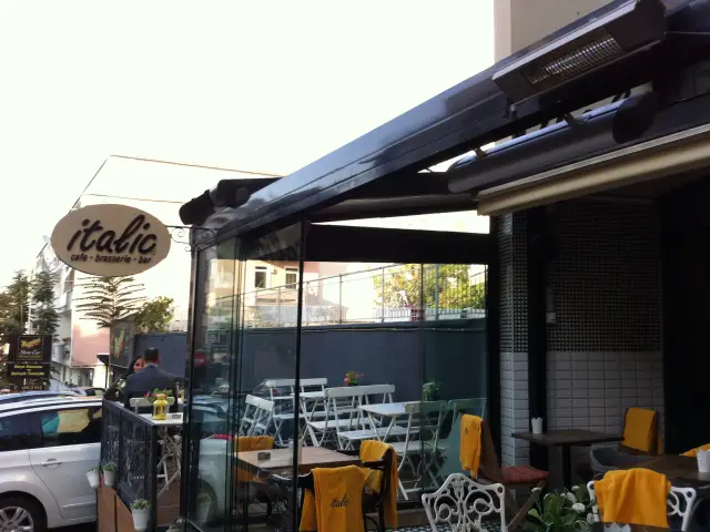 İtalic Cafe Brasserie'nin yemek ve ambiyans fotoğrafları 3