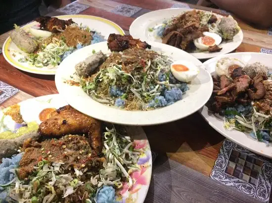 Fauzi Nasi Kerabu Food Photo 2