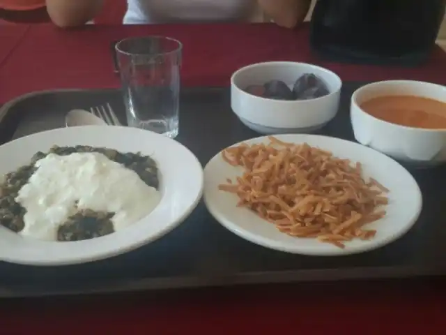 Ankara Üni. Ziraat Fakültesi Öğrenci Yemek Salonu'nin yemek ve ambiyans fotoğrafları 4
