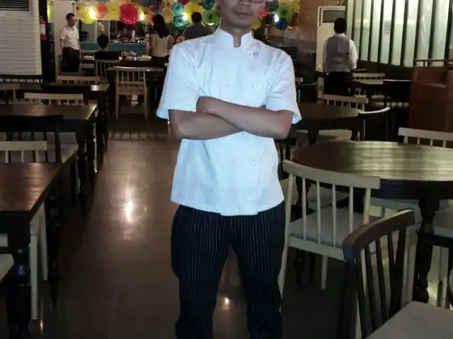 Gambar Makanan Tune Restaurant 15