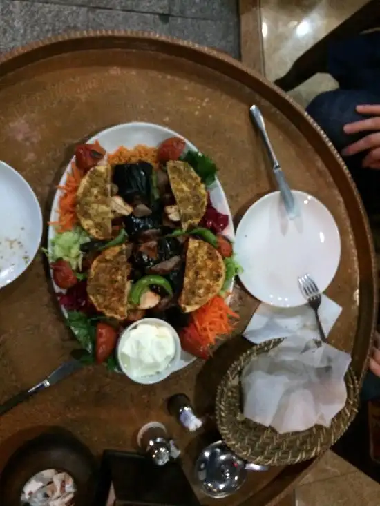 Medi Şark Sofrası'nin yemek ve ambiyans fotoğrafları 14