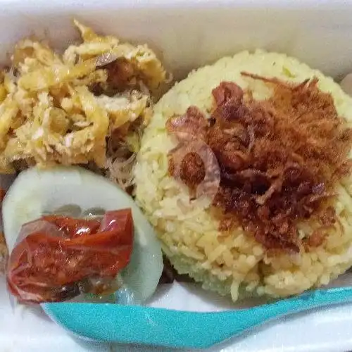 Gambar Makanan Nasi Kuning Istimewa 3