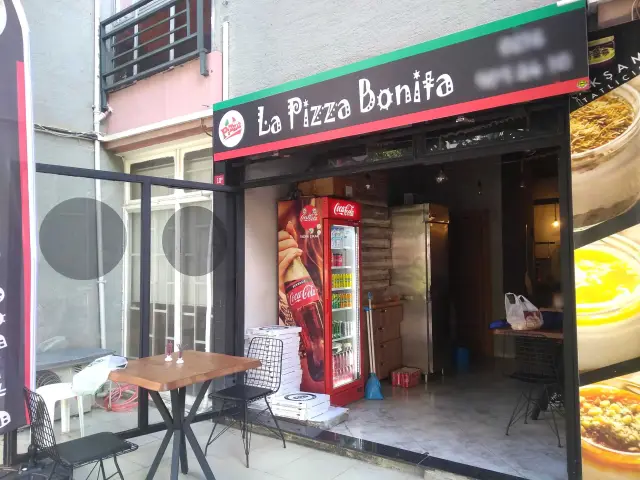 La Pizza Bonita'nin yemek ve ambiyans fotoğrafları 1