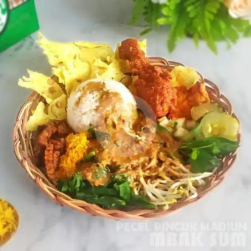 Gambar Makanan Pecel Pincuk Madiun Mbak Sum, Gubeng Kertajaya 9