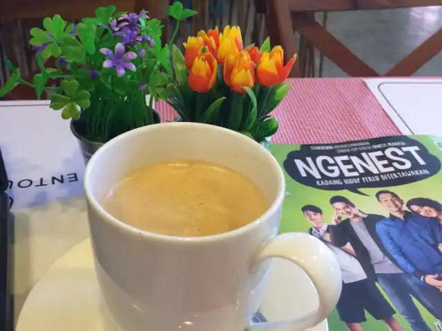 Gambar Makanan Entourage with Nescafe Alegria 16