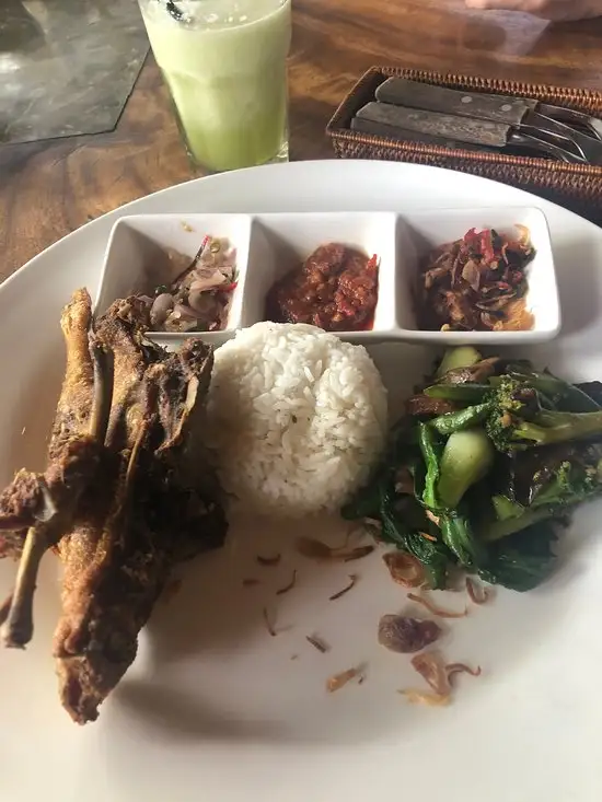 Gambar Makanan Warung Iga Bali 8