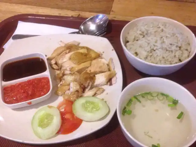 Gambar Makanan Hainan Chicken Rice 7
