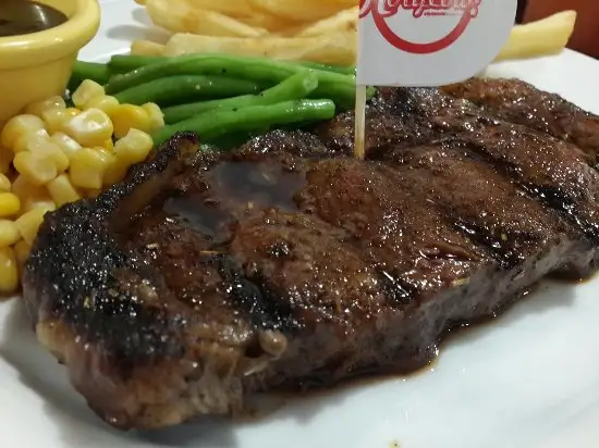 Gambar Makanan Holycow Steakhouse 2