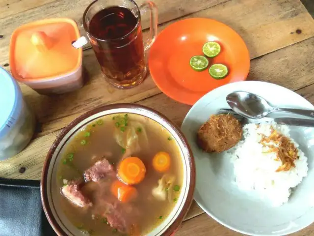 Gambar Makanan Sop Buntut Sapi Ma' Emun (Ibu Imas) 8