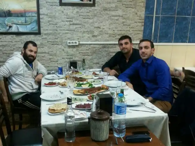 Nisanoğlu Ocakbaşı'nin yemek ve ambiyans fotoğrafları 2