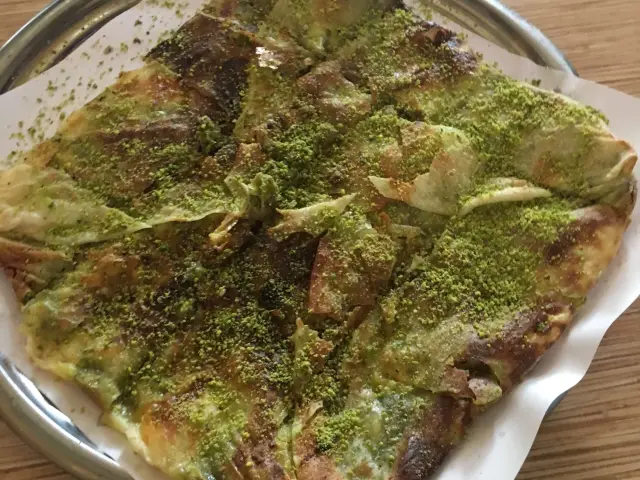 Katmerci Cumali Usta'nin yemek ve ambiyans fotoğrafları 52