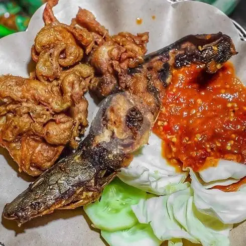 Gambar Makanan Lalapan Si John, Sanur 4