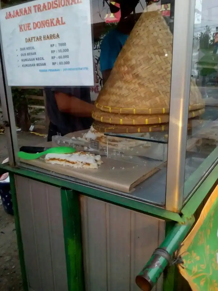 Kue Dongkal