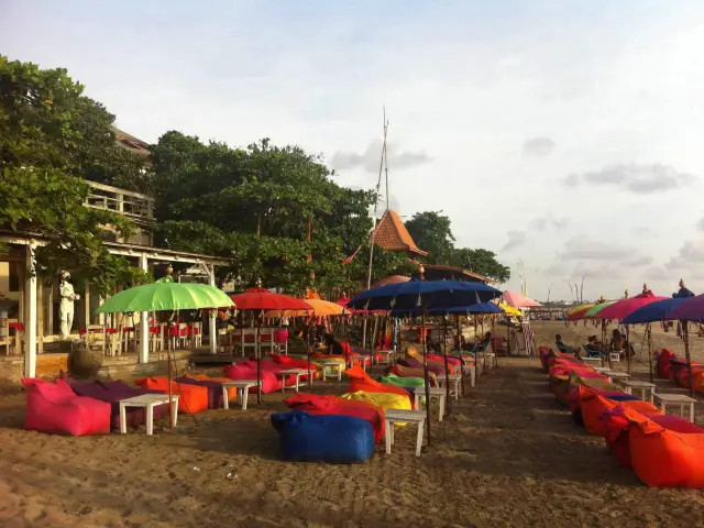 Gambar Makanan Crystal Palace Beach Bar 3