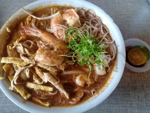 Mom's Laksa Cafe Food Photo 13