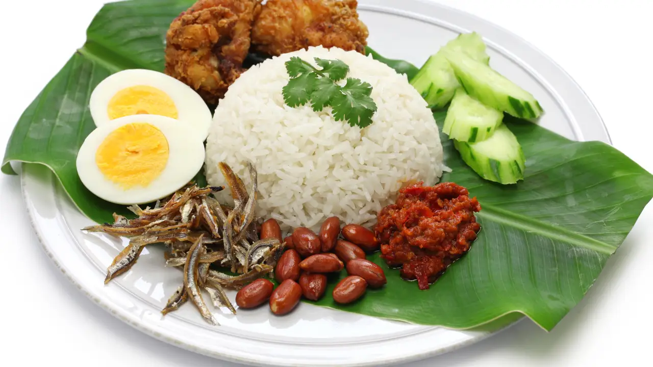 NASI LEMAK KAMPUNG ANTARABANGSA