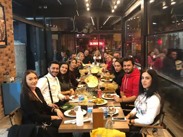 Zeren Et Kasap Izgara'nin yemek ve ambiyans fotoğrafları 9