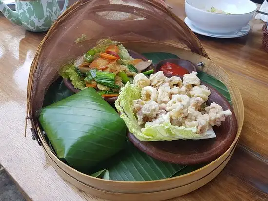Gambar Makanan Warung Dapoer Kampoeng 18