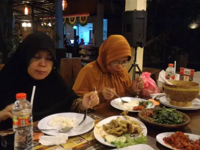 Gambar Makanan Warung Apung Rahmawati 9