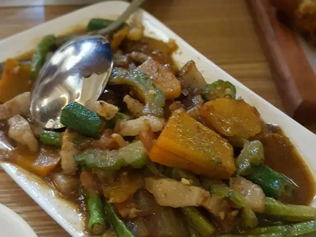 Kuya J Food Photo 17