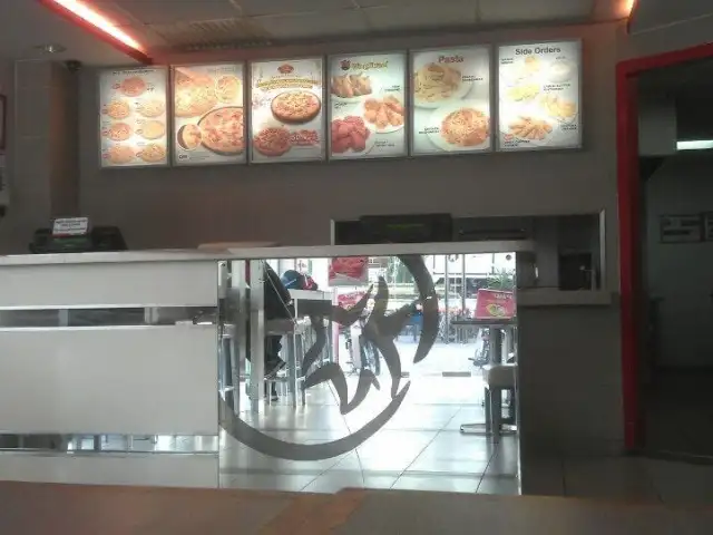 Pizza Hut Delivery (PHD) USJ 9 (Curbside Pickup Available) Food Photo 1