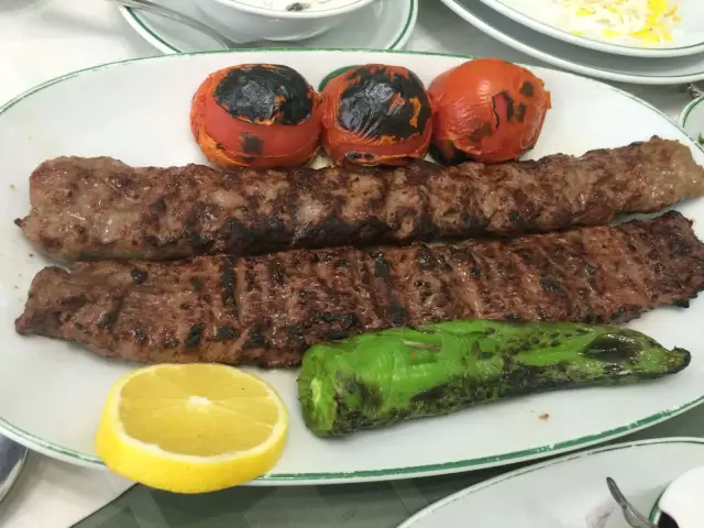 Asuman İran Restoranı'nin yemek ve ambiyans fotoğrafları 27