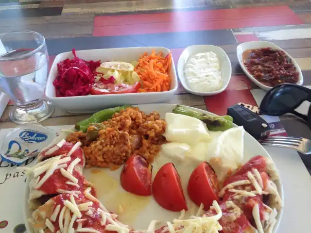 Lavilla Park Bistro Cafe'nin yemek ve ambiyans fotoğrafları 2