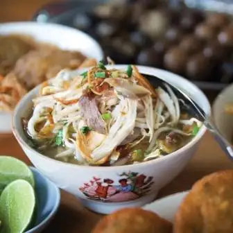 Gambar Makanan Soto Kudus & Garang Asem, Wong Kudus Kebon Nanas 2